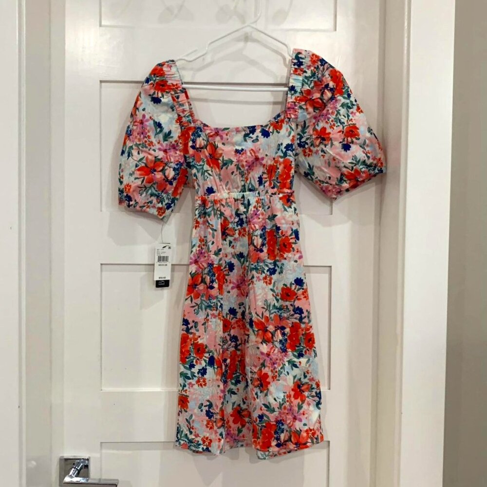 floral poof sweetheart neckline mini dress